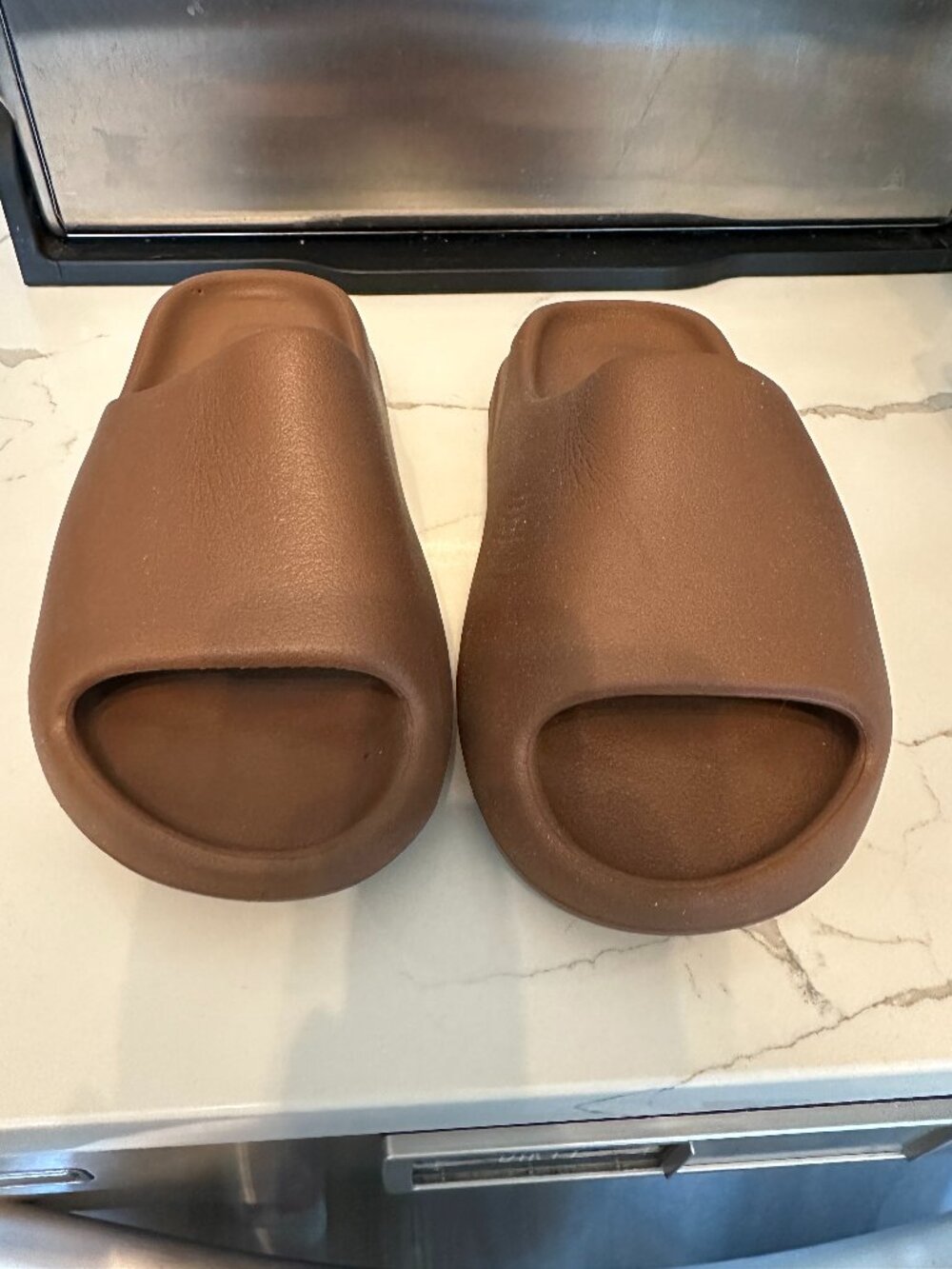 Yeezy Men's Slides Camel Size 6